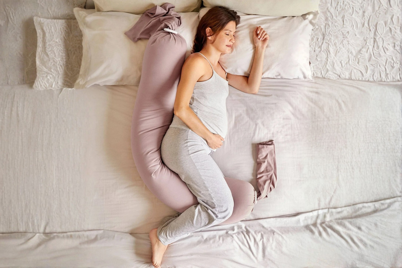 Create a Cozy Space for You and Your Baby with a Pregnancy Pillow